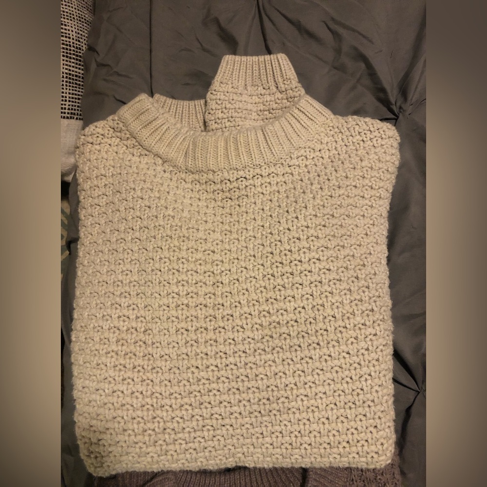 2-Universal Thread Cable Sweaters. Size Small. Br… - image 1